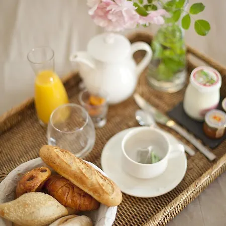 Hotel Logis Saint-roch 3*