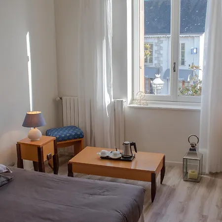 Logis Saint-roch Hotel Pleumartin