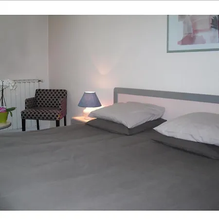 Logis Saint-roch Hotel 3*