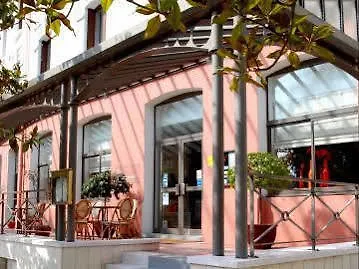 Logis Saint-roch Hotel 3*